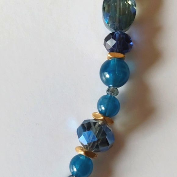 Chico's Nova Short Pendant Necklace - Picture 6 of 8